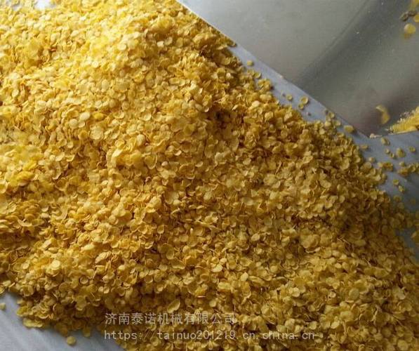 sctn70b膨化玉米片设备早餐谷物玉米片设备旋切玉米片加工机器